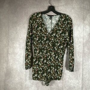 Forever 21 | Hunter Green Floral Long Sleeve V-Neck Romper | Medium
